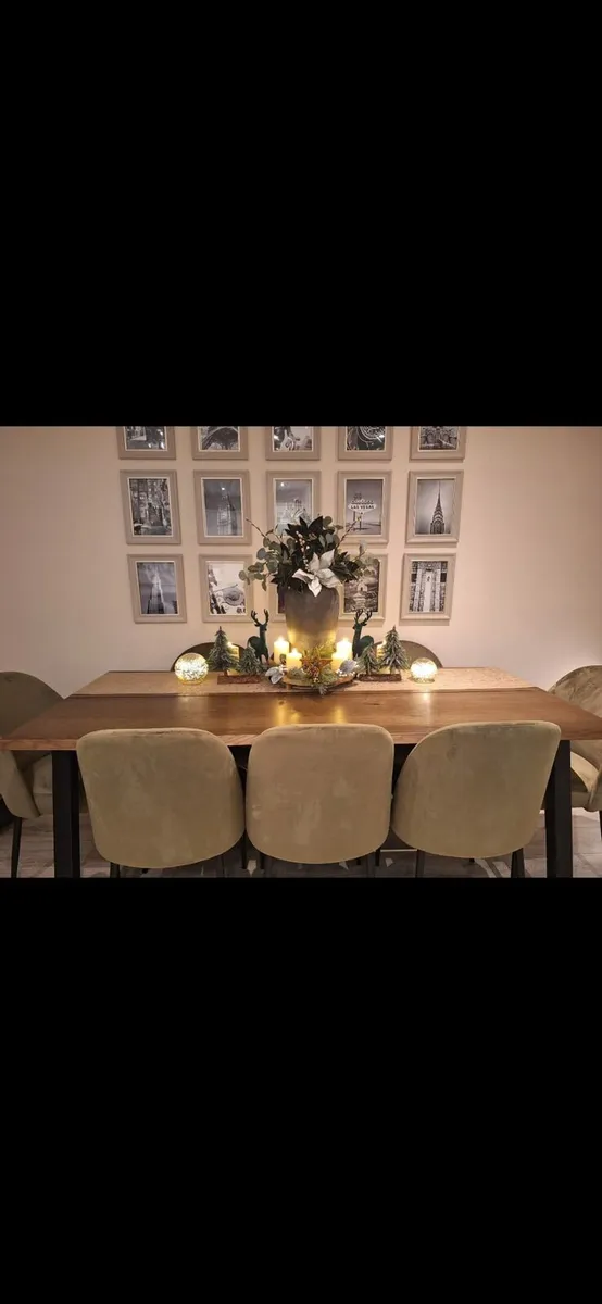 Dining table and chairs - Image 3