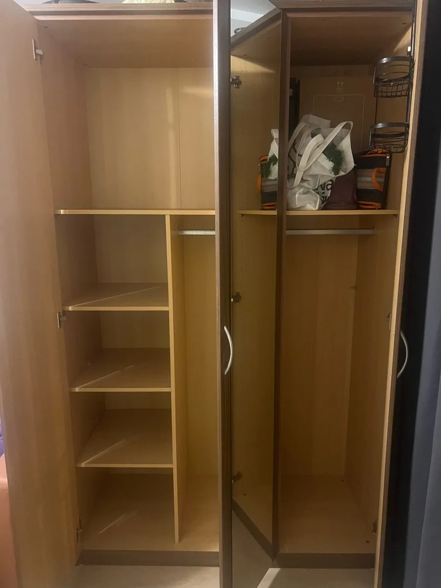 Full bedroom set: wardrobe, drawers, shelves - Image 3