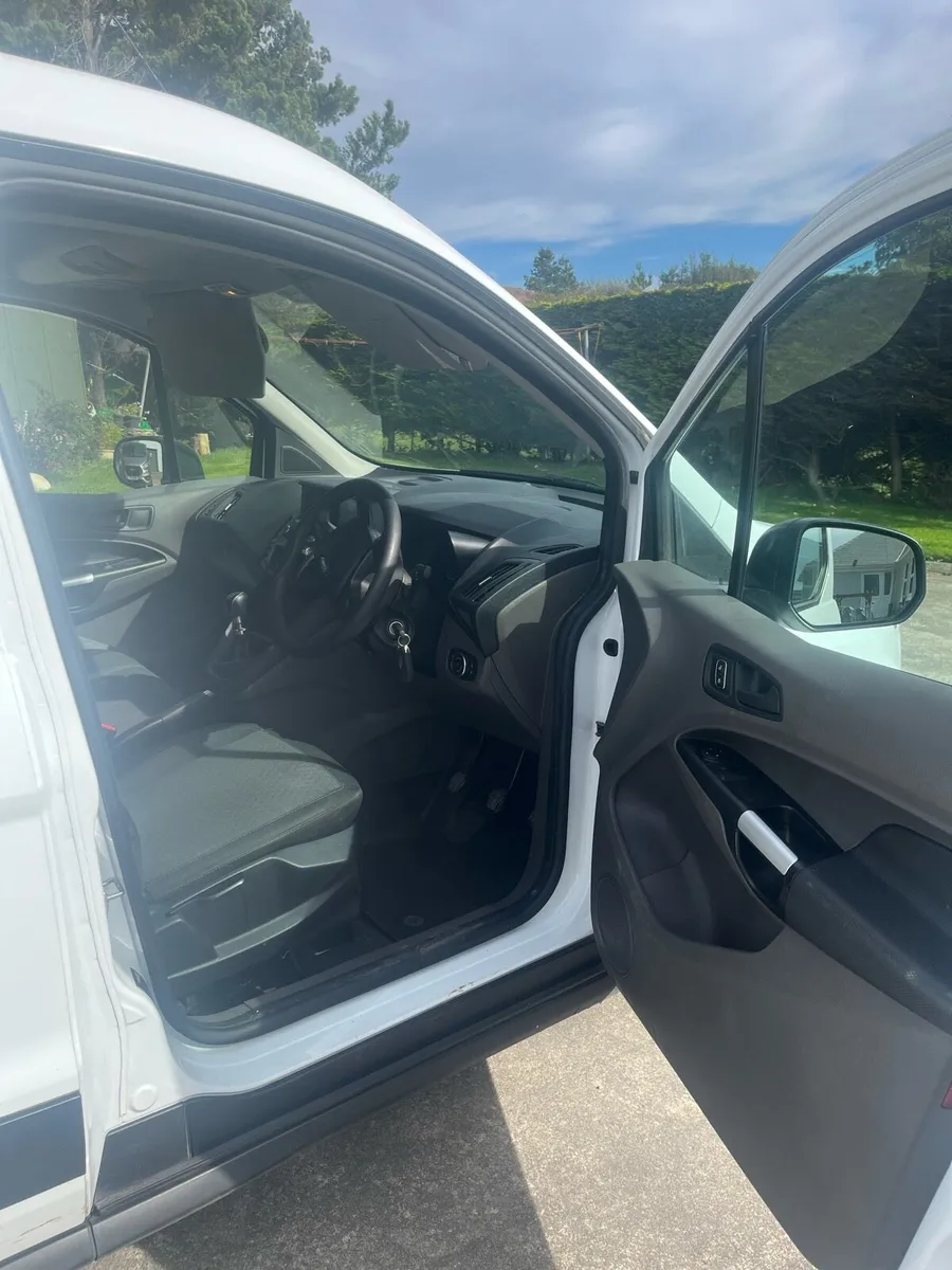 Ford Transit connect lwb 2022 - Image 3