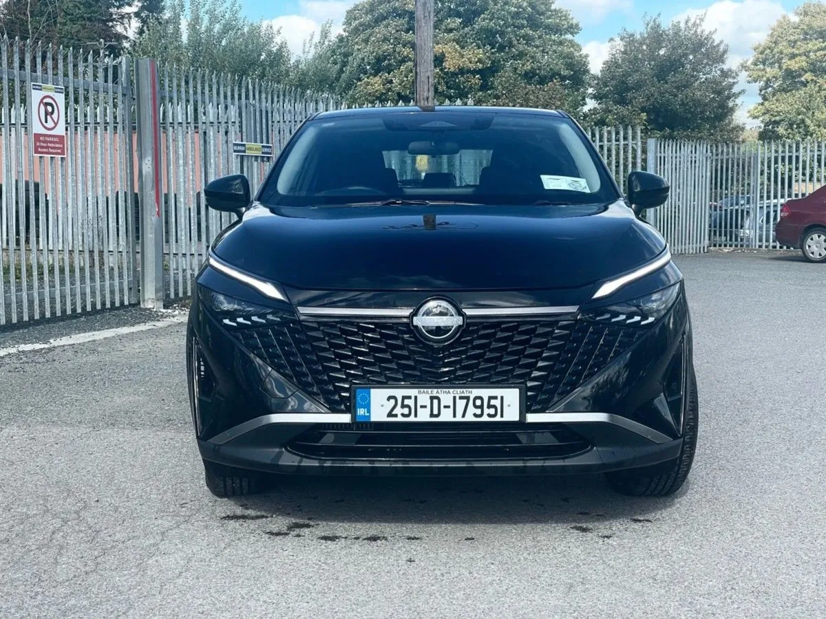 Nissan QASHQAI 1.3 PET Mild Hybrid SV - Image 2
