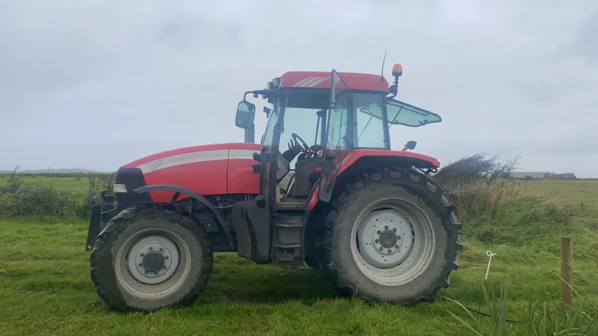 McCormick MC135 only 5200hrs - Image 1