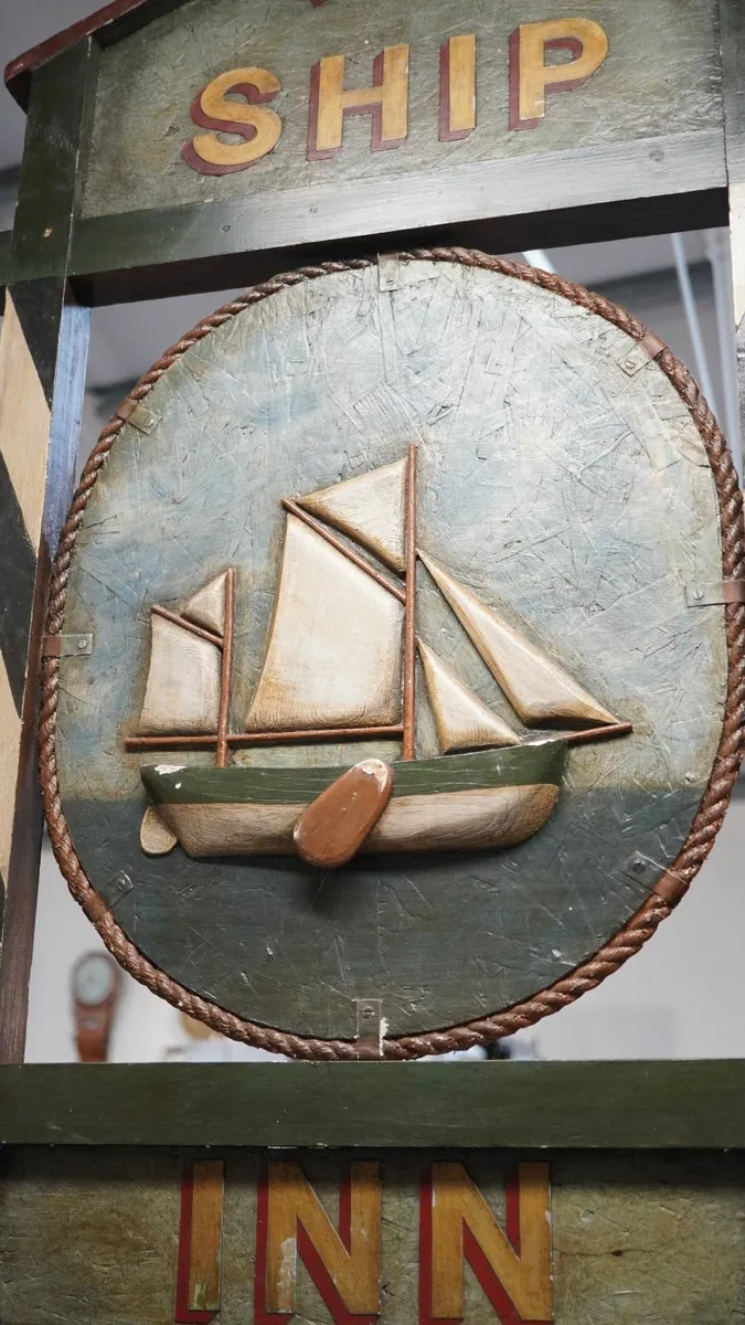 Vintage double-sided pub sign “The Ship Inn” - Image 3