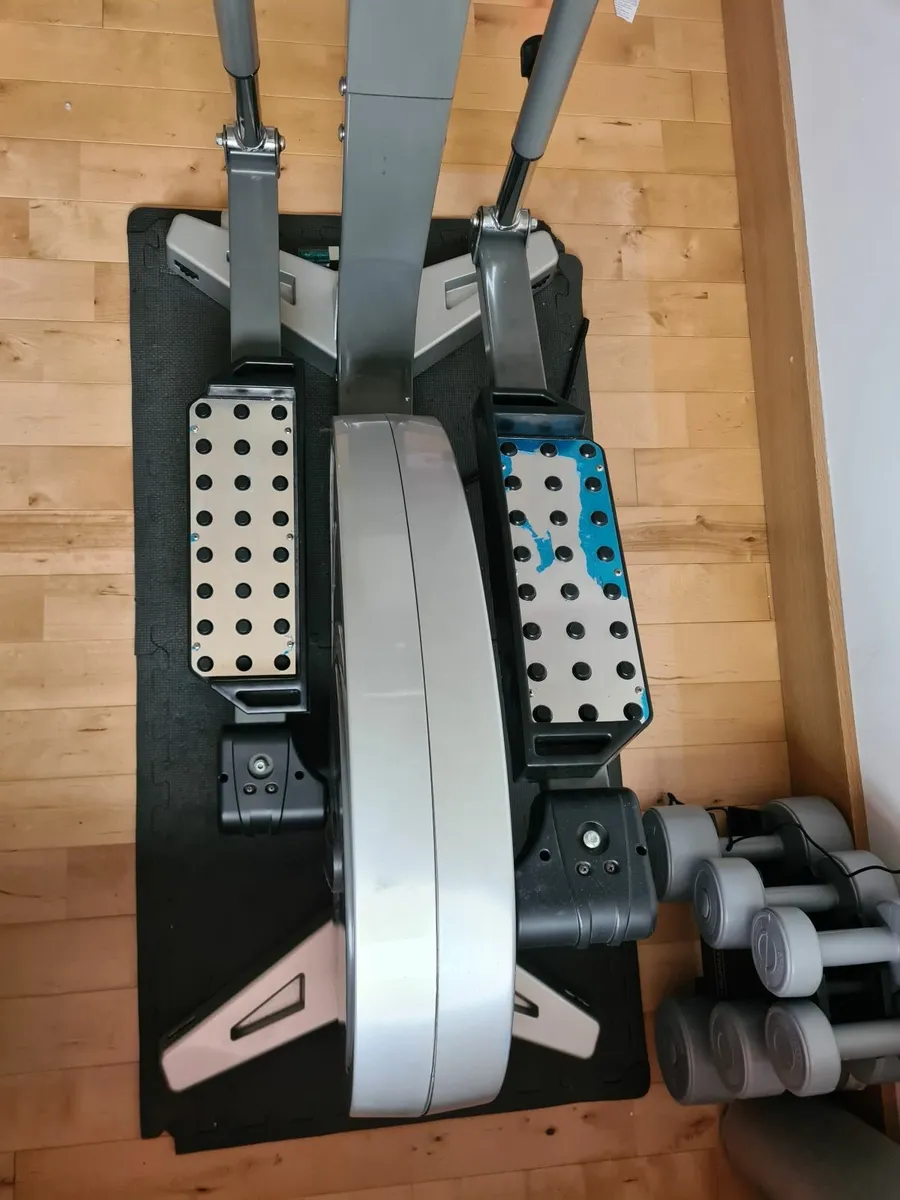 Cross Trainer - Image 3