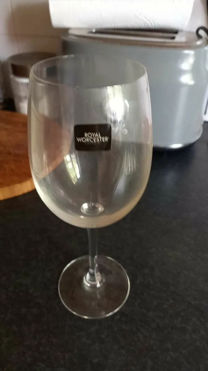 Brand new Premium wine glasses - Image 3