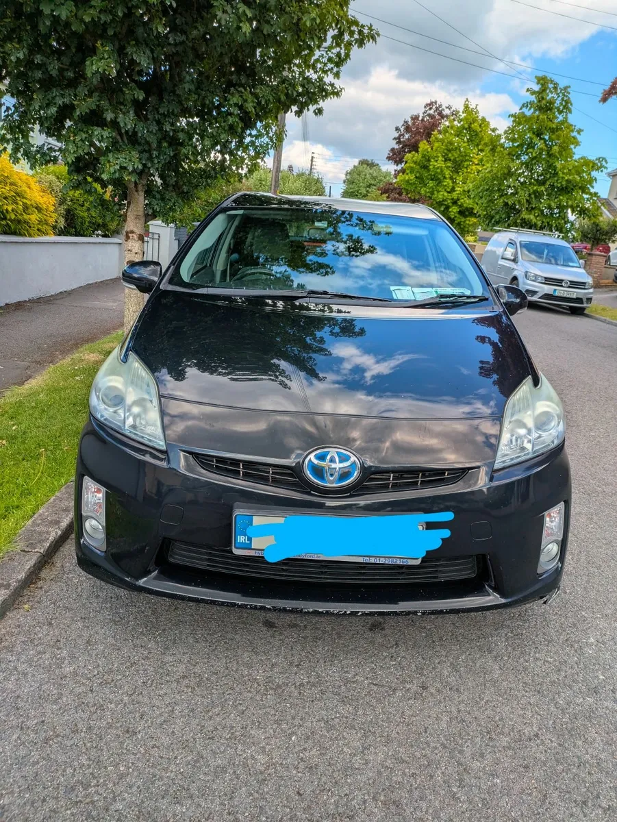 Toyota Prius 2011 DEPOSIT TAKEN - Image 2