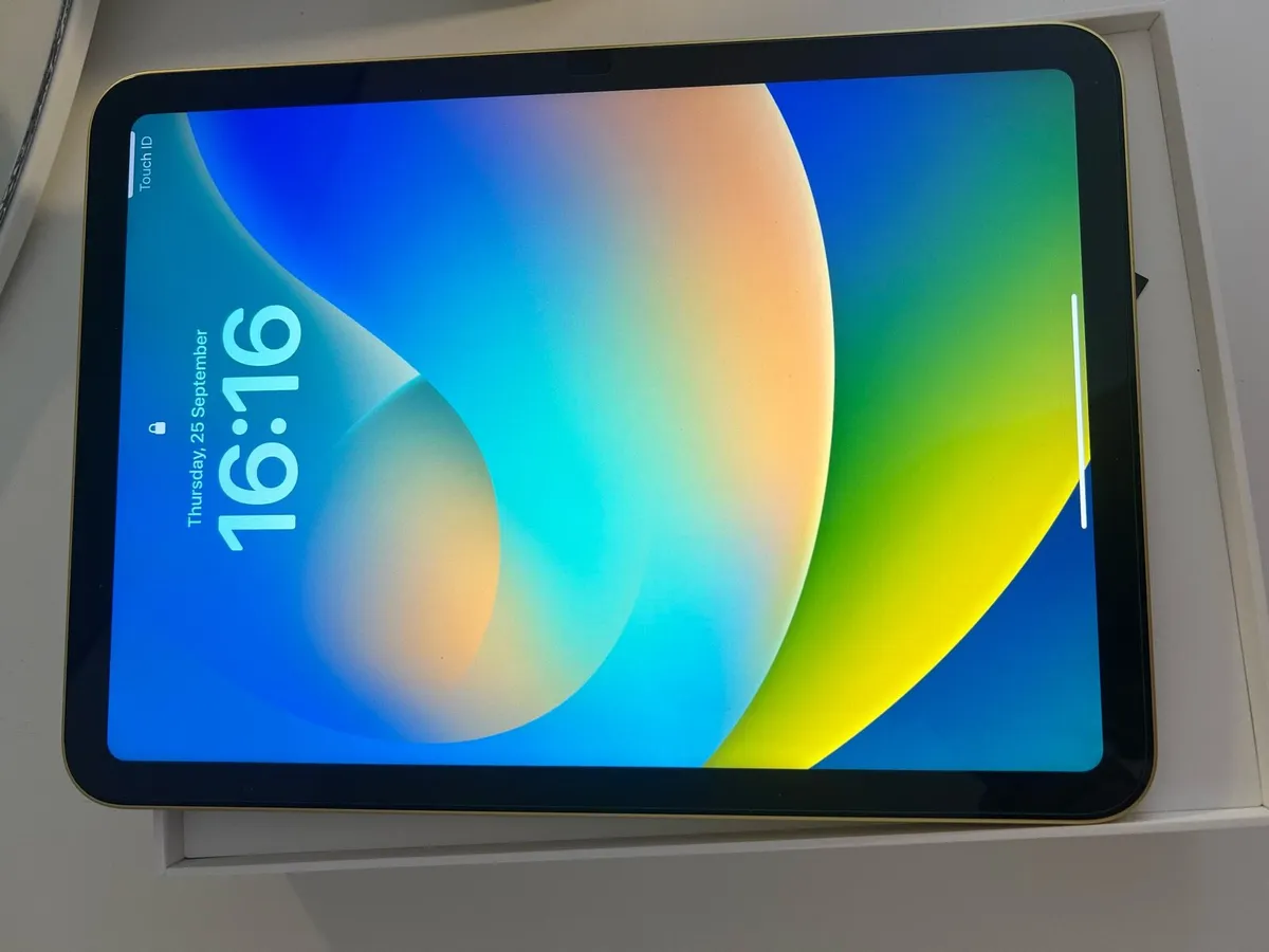 iPad 10 - Image 4