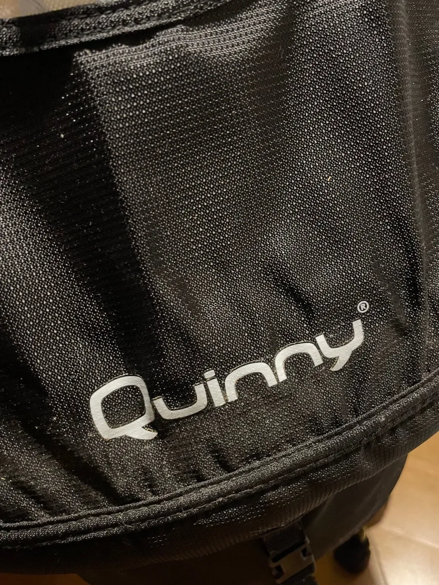 Quinny carrycot - Image 4