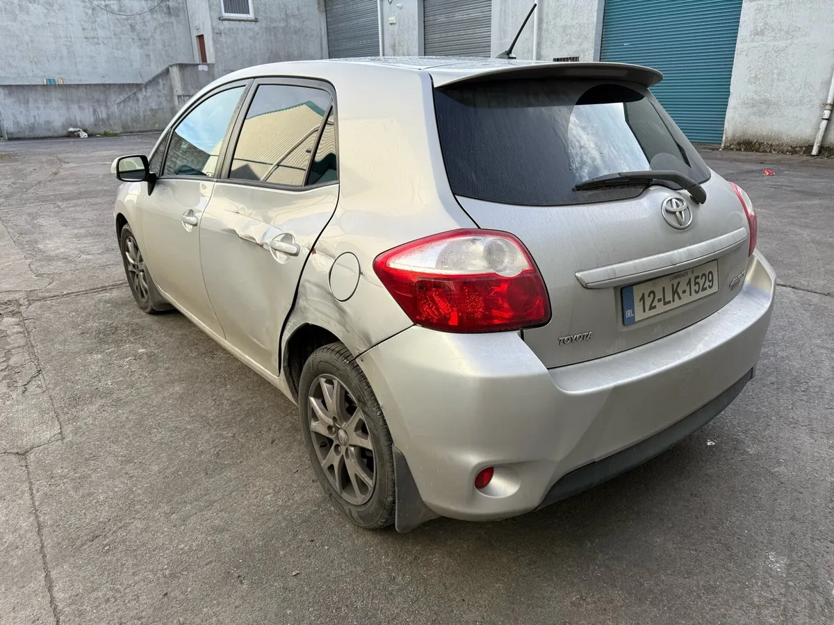 2012 Toyota Auris 1.4d4d DRIVE HOME - Image 3