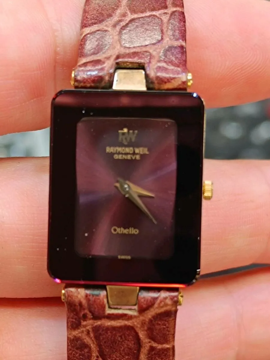 Burgundy Raymond Weil Othello Ladies Watch - Image 2
