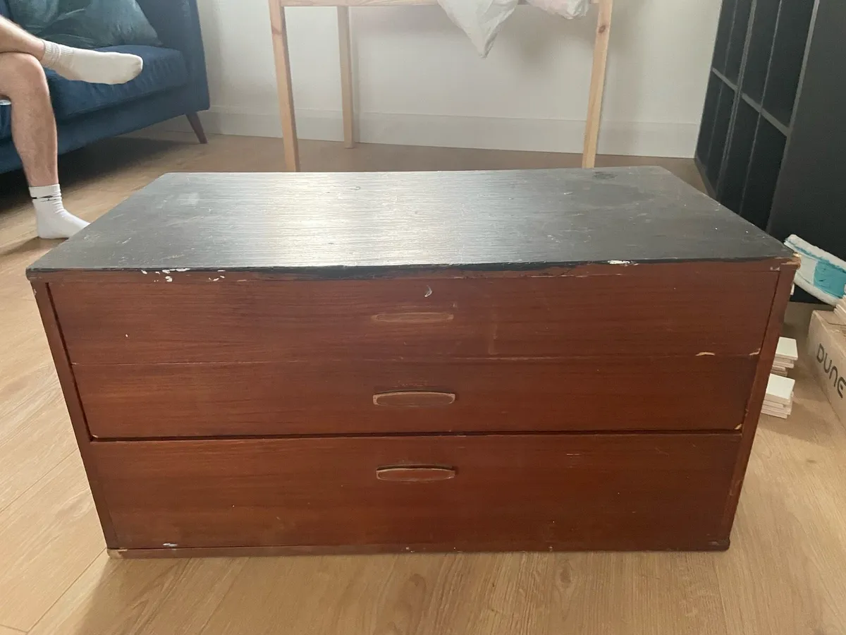 Small dresser for free