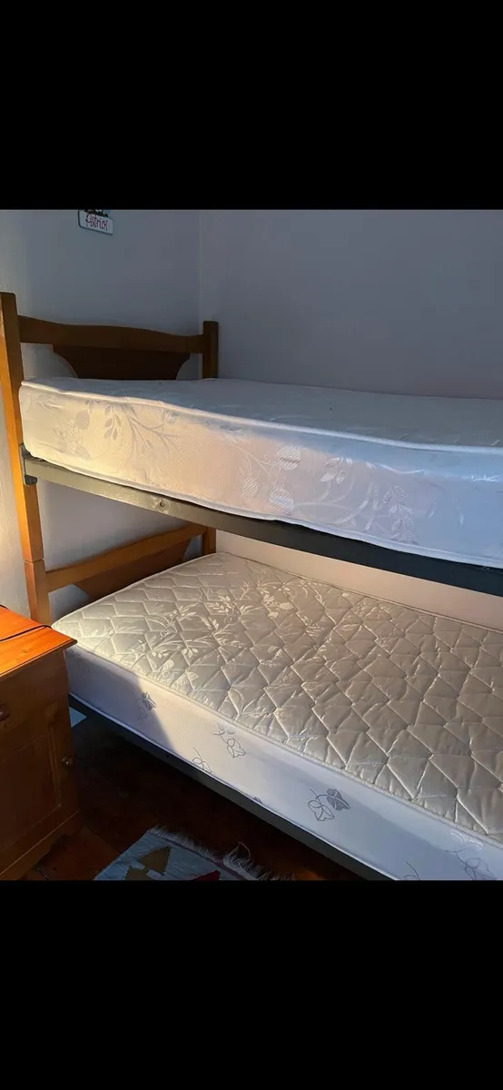 Bunkbed - Image 1