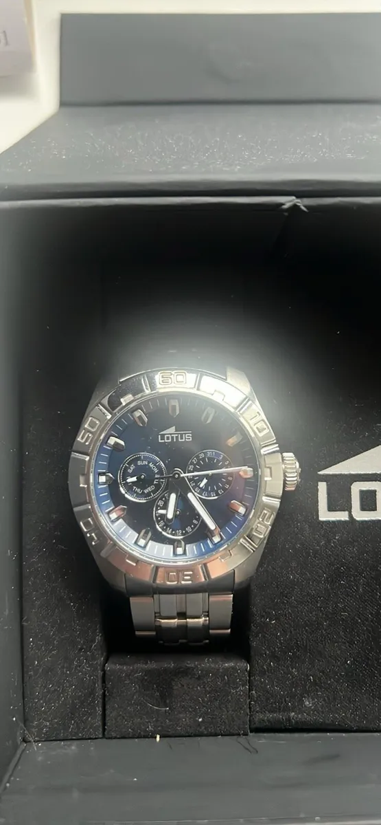 Lotus watch - Image 4