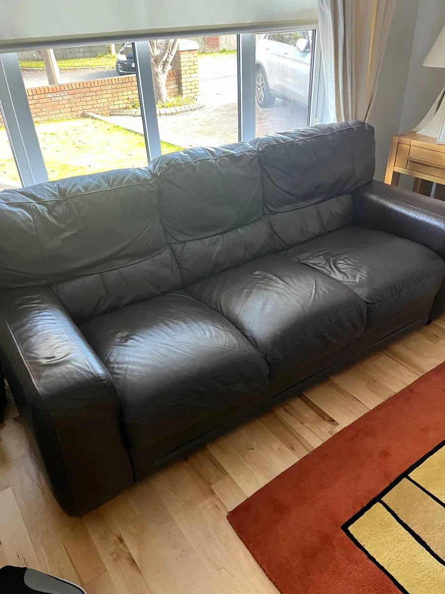 2 Sofas - Image 4