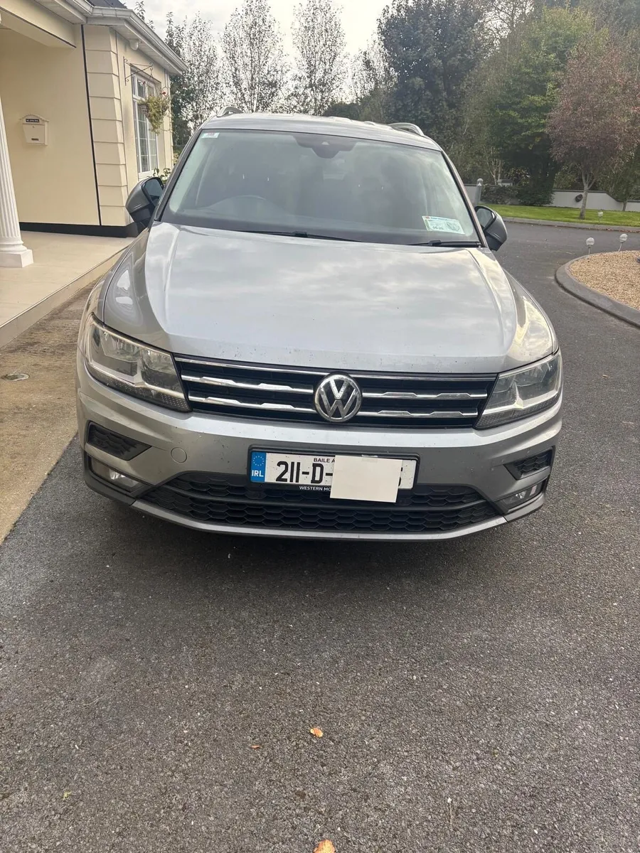 Car - Image 2