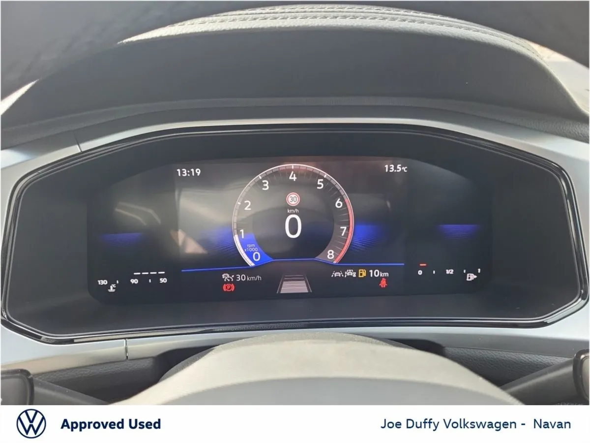 Volkswagen T-Roc Edition 75 1.0tsi 116HP - Image 3