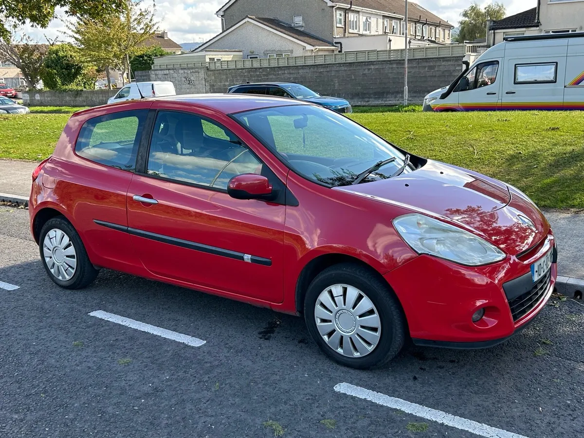 2010 RENAULT CLIO 1.2 PETROL ⛽️ 3DR NCT 11/25 1/26 - Image 1