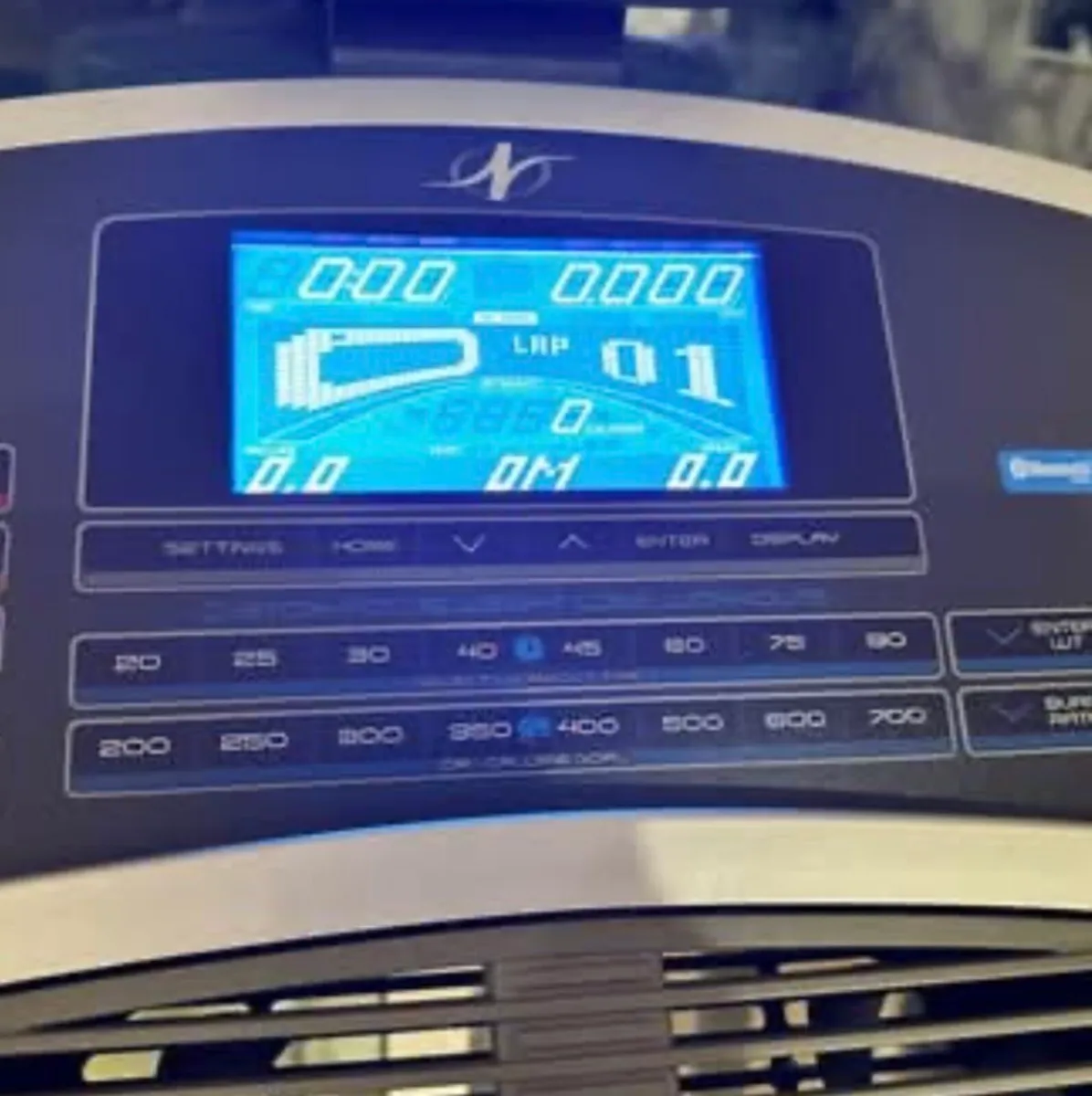 Nordictrack t7.0 heavy duty treadmill - Image 3