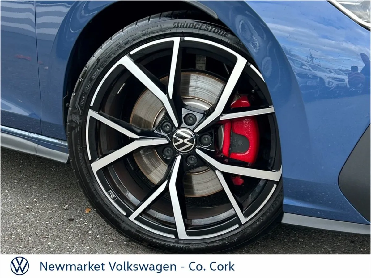 Volkswagen Golf Golf GTI 2.0tsi 265BHP Sunroof - Image 2