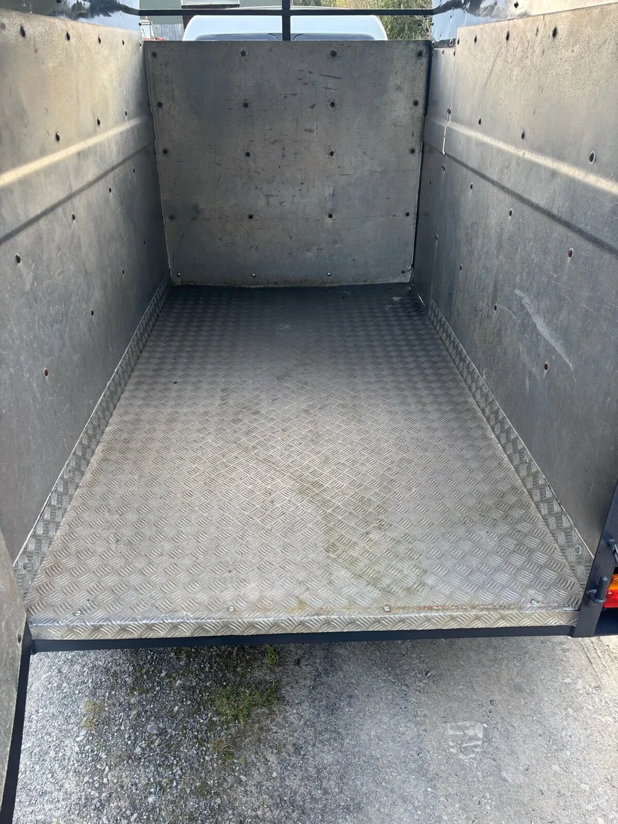 8x4”6 cattle box - Image 4