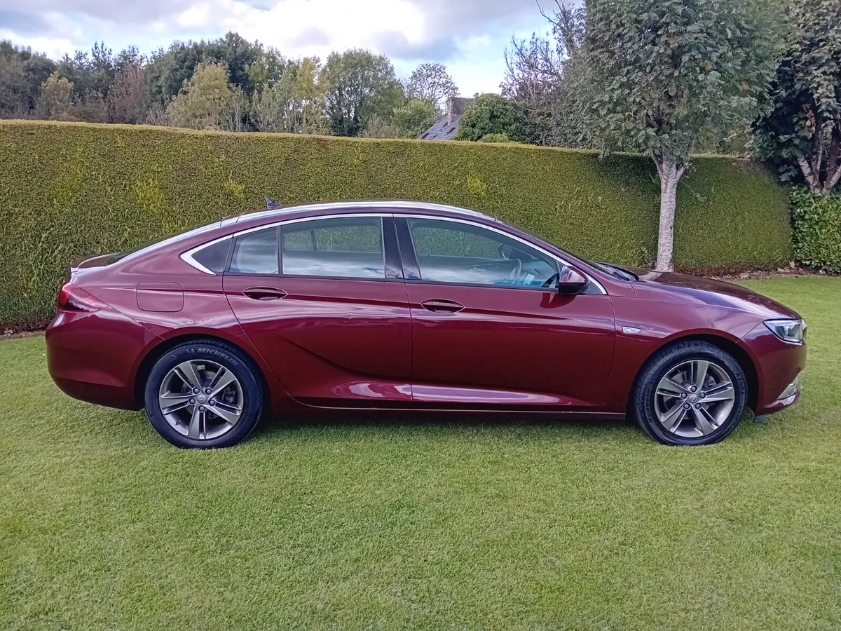 Opel Insignia 2021 - Image 2