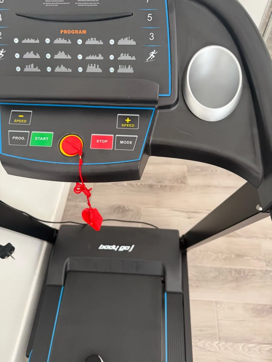 Treadmill - Image 4