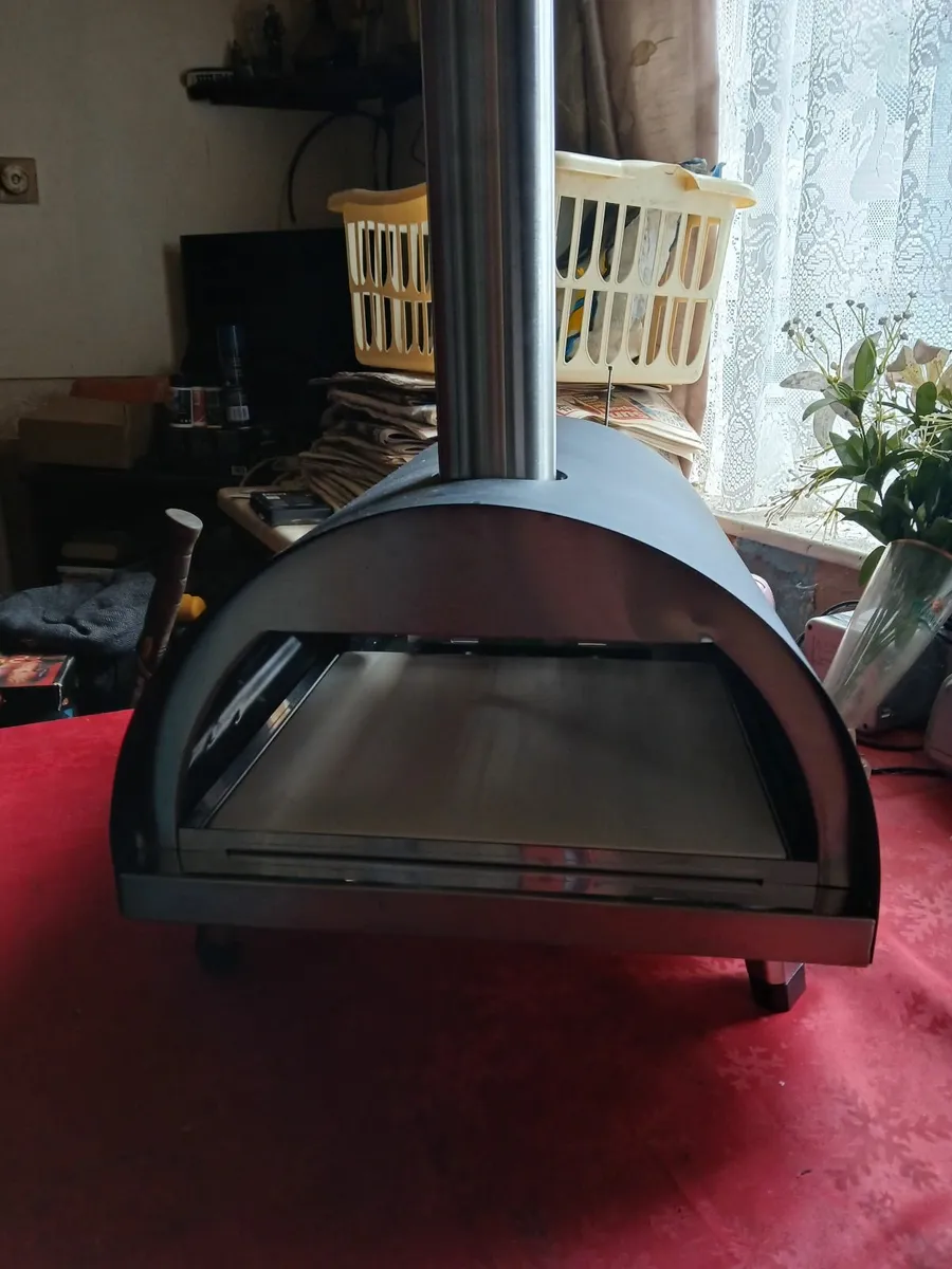 New pizza oven - Image 2