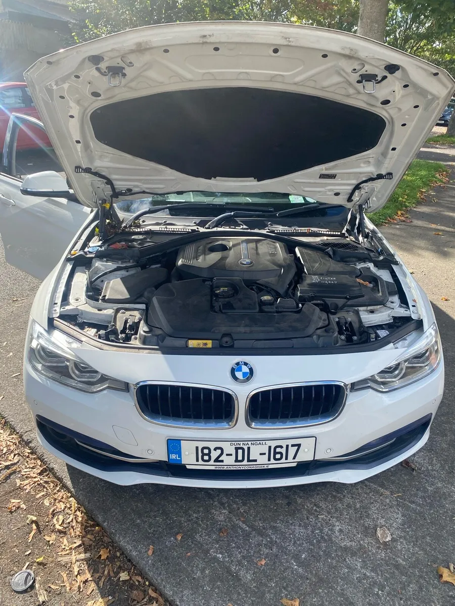BMW 330e - Image 4