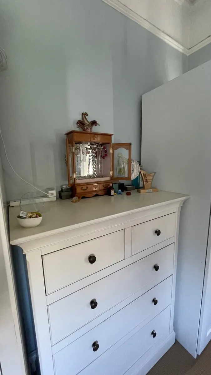 Willis & Gambier Wardrobe/Dresser - Image 2