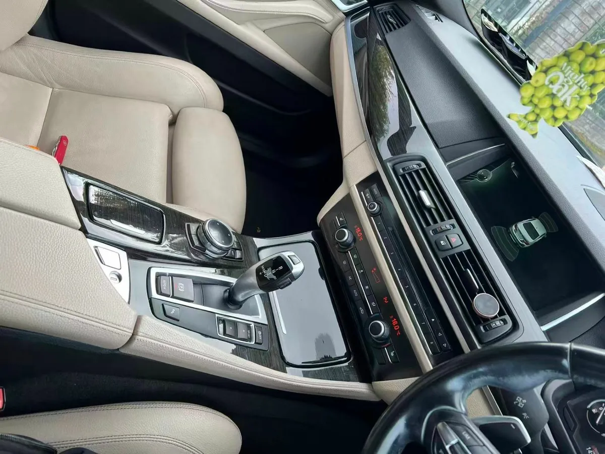 BMW 5-Series 520D 2014 M SPORT LOW MILEAGE!!! - Image 2