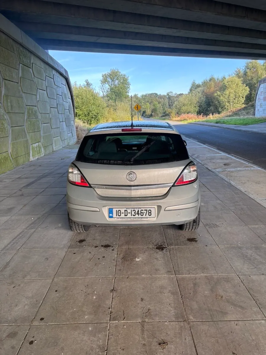 2010 Vauxhall Astra - Image 4