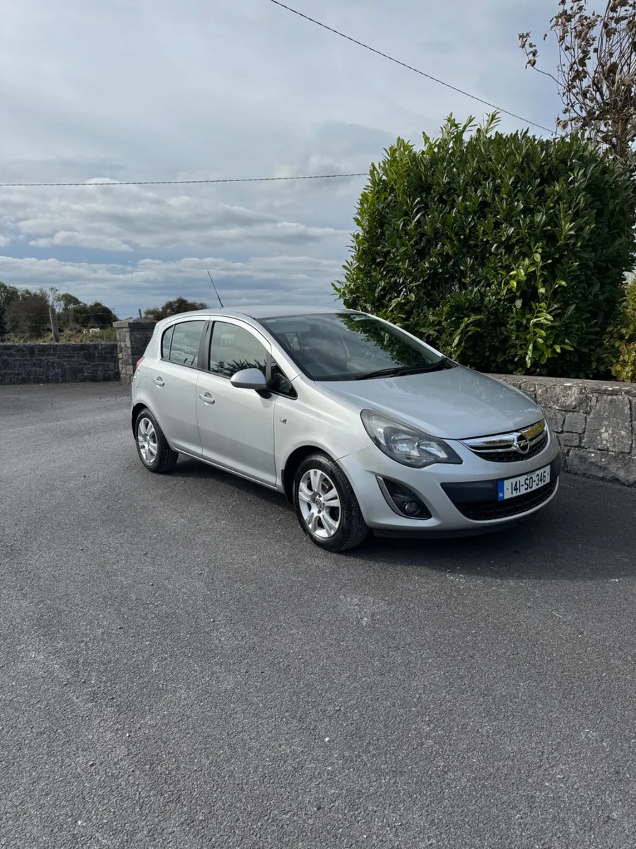 Opel Corsa 2014 - Image 1