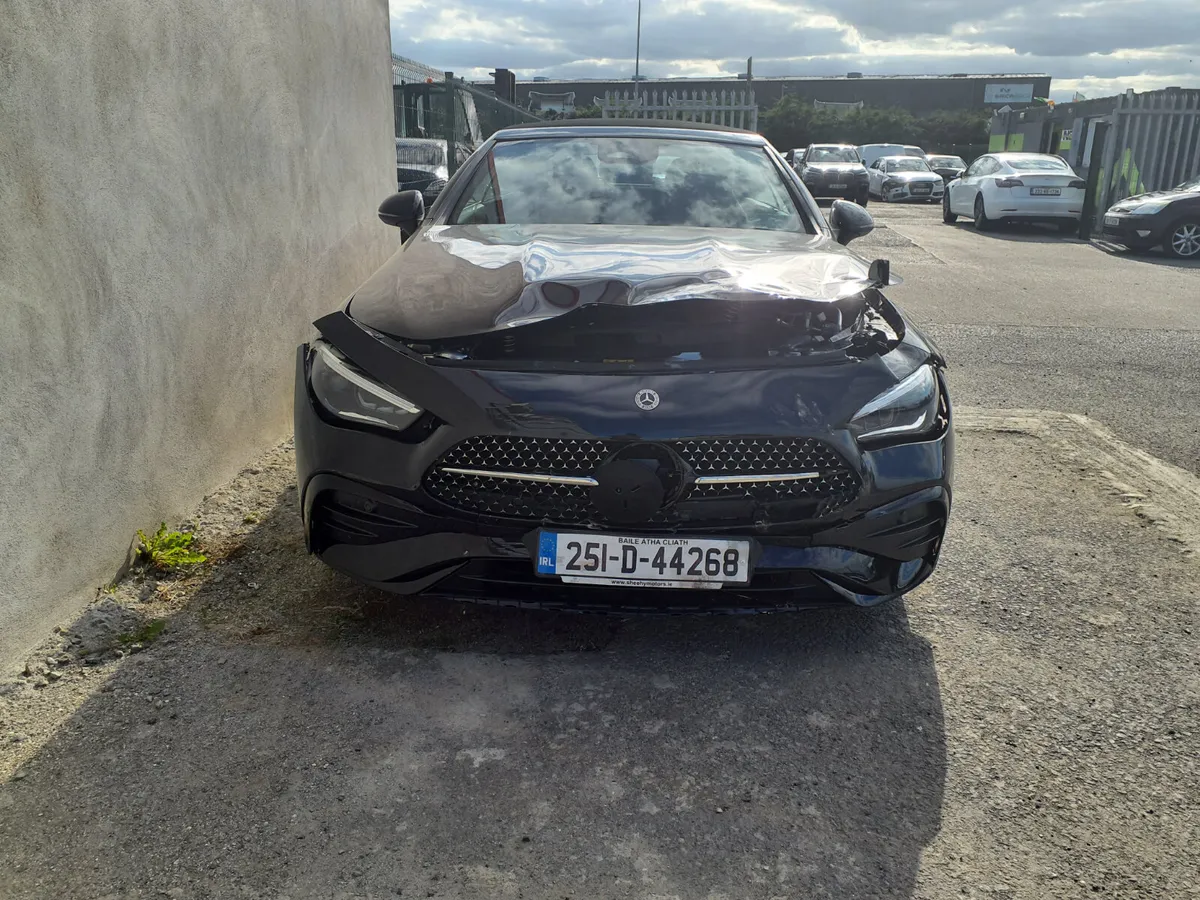 2025 Mercedes CLE 220D amg line - Image 2