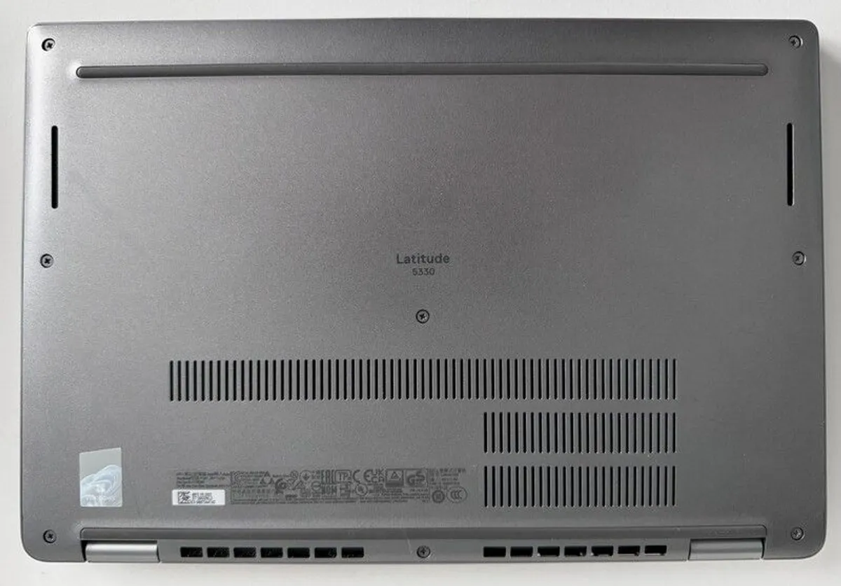 Dell Latitude 5330 - Image 4