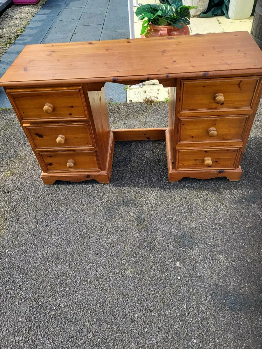 A Good Solid Pine Dressing Table/Desk - Image 1
