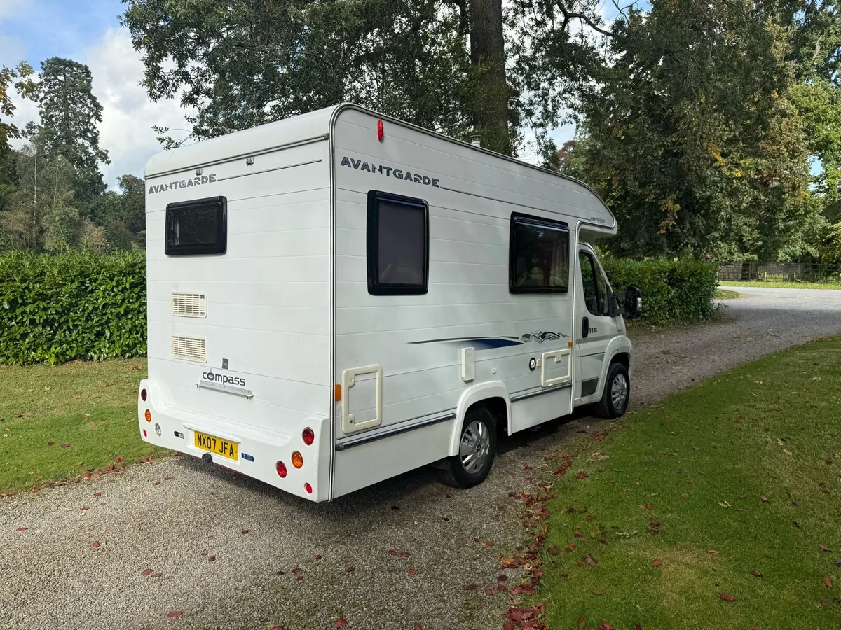 Elddis avantgarde 115 motorhome - Image 3