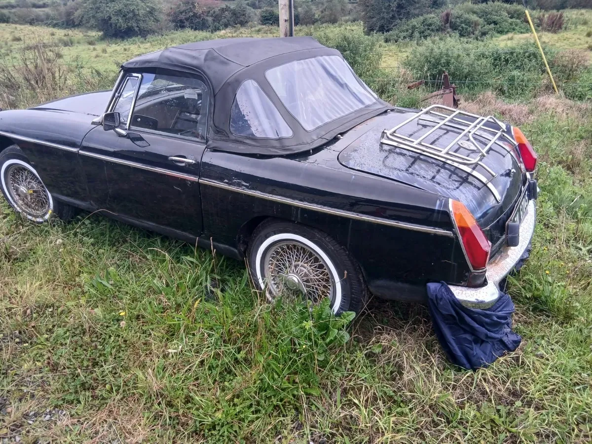 MGB - Image 2