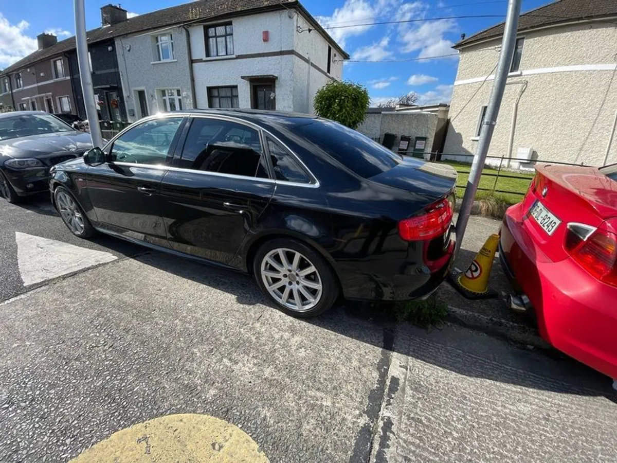 2010 Audi A4 - Image 2