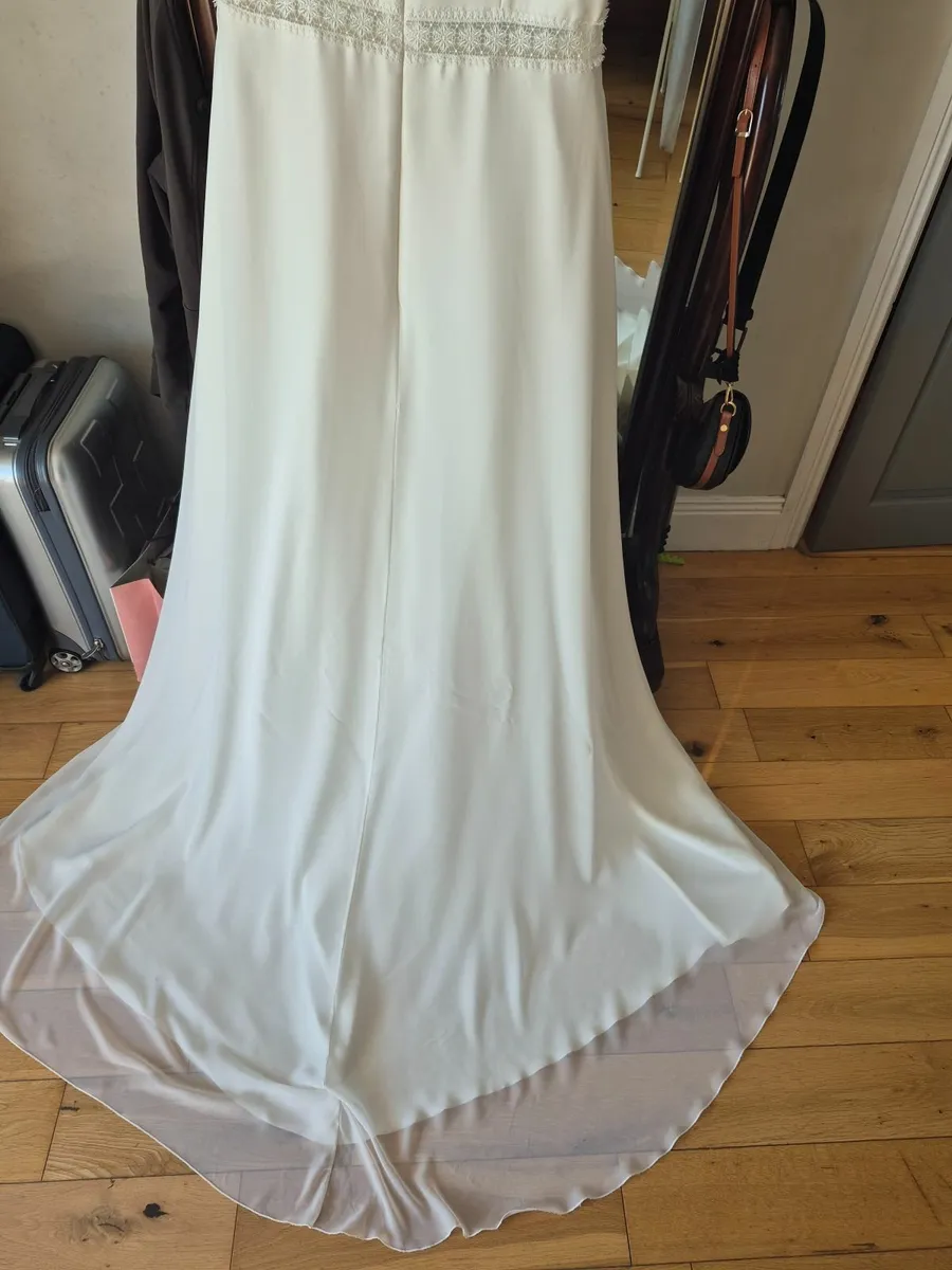 wedding dress - Image 2
