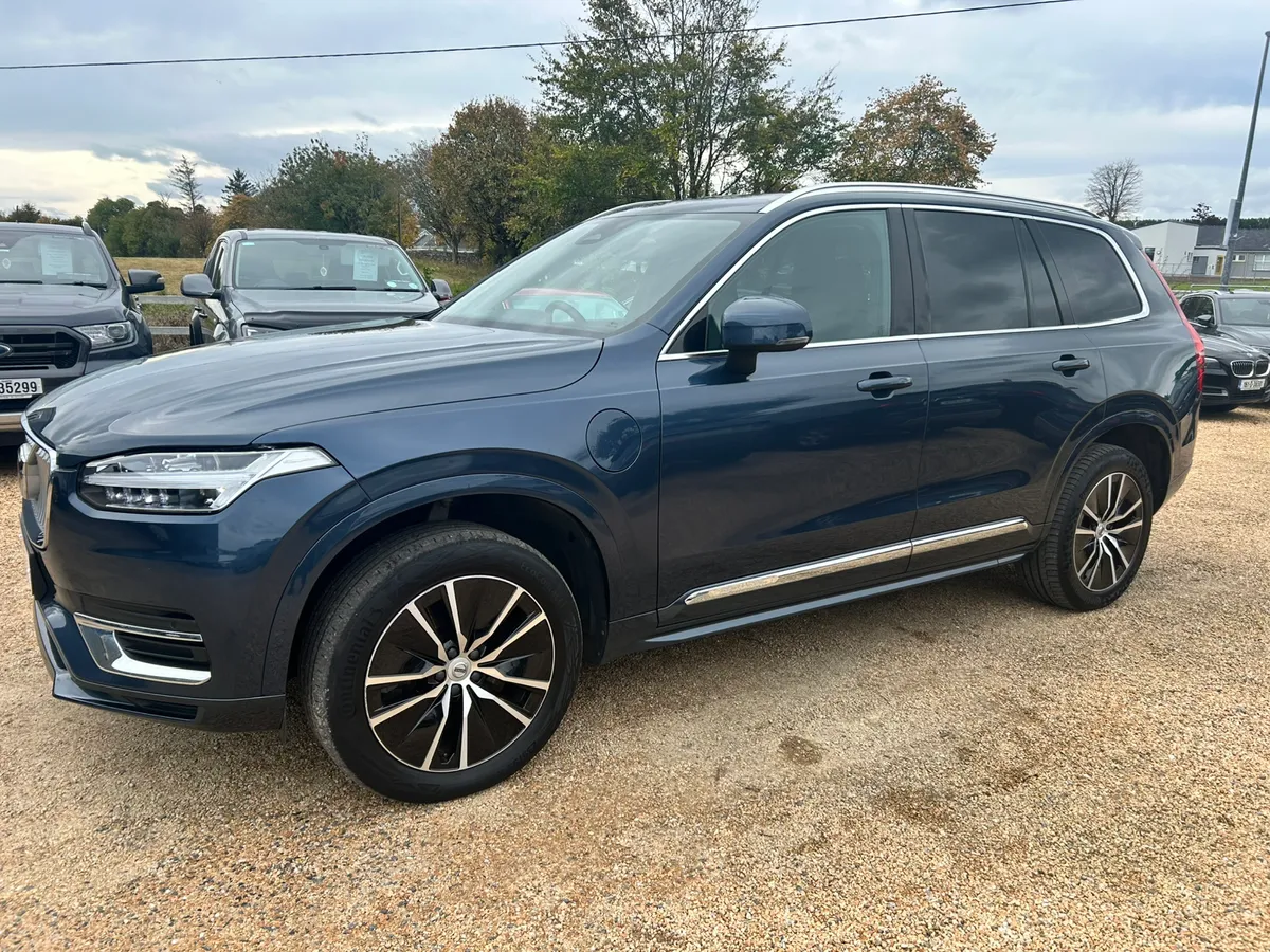 Volvo XC90 T8 Core phev - Image 4