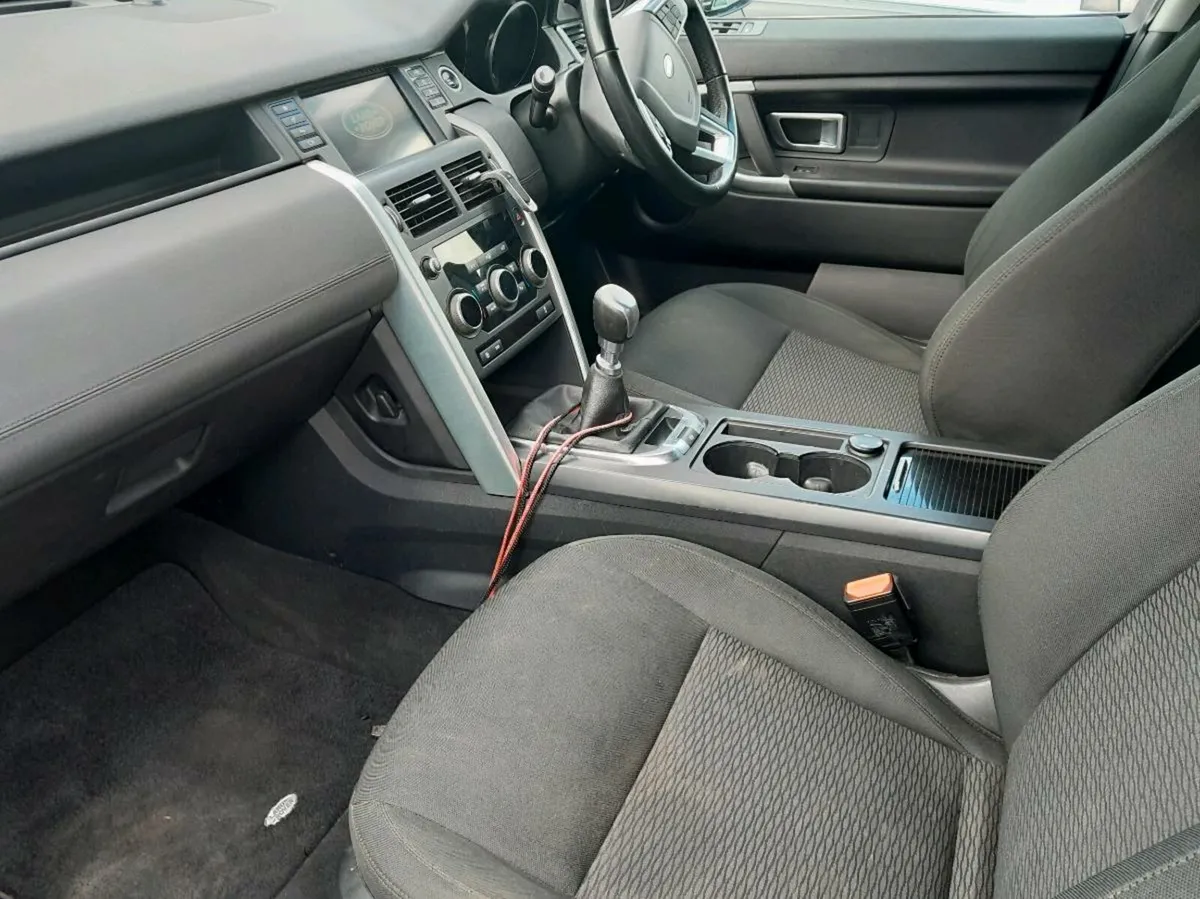 2019 Land Rover Discovery Sport - Image 4