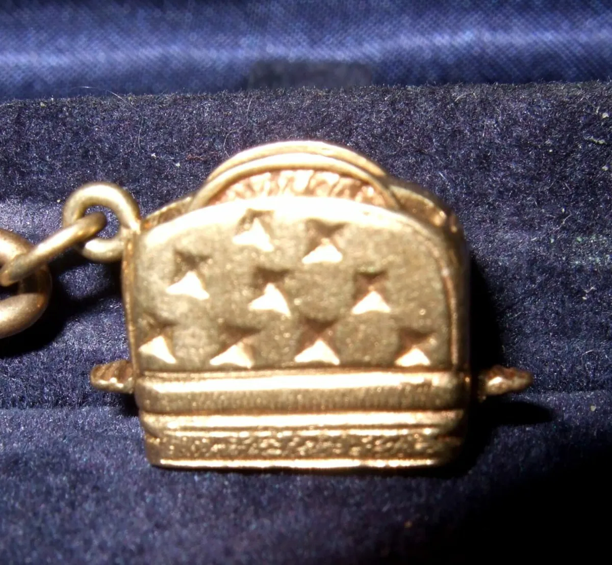 Vintage Hallmarked 9ct Gold 'Toaster' Charm - Image 4
