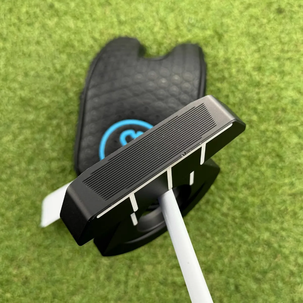 Lab Df3 Putter / 35.5″ / Accra - Image 3