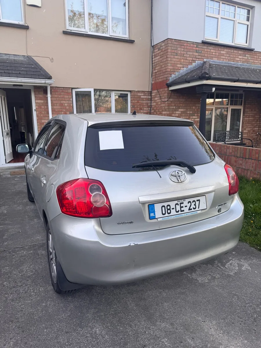 Toyota Auris - Image 2