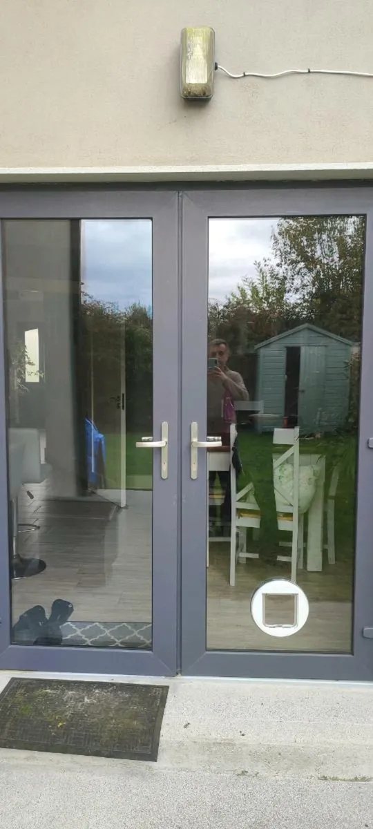 1 x Palladio door toughened glass pane - Image 2