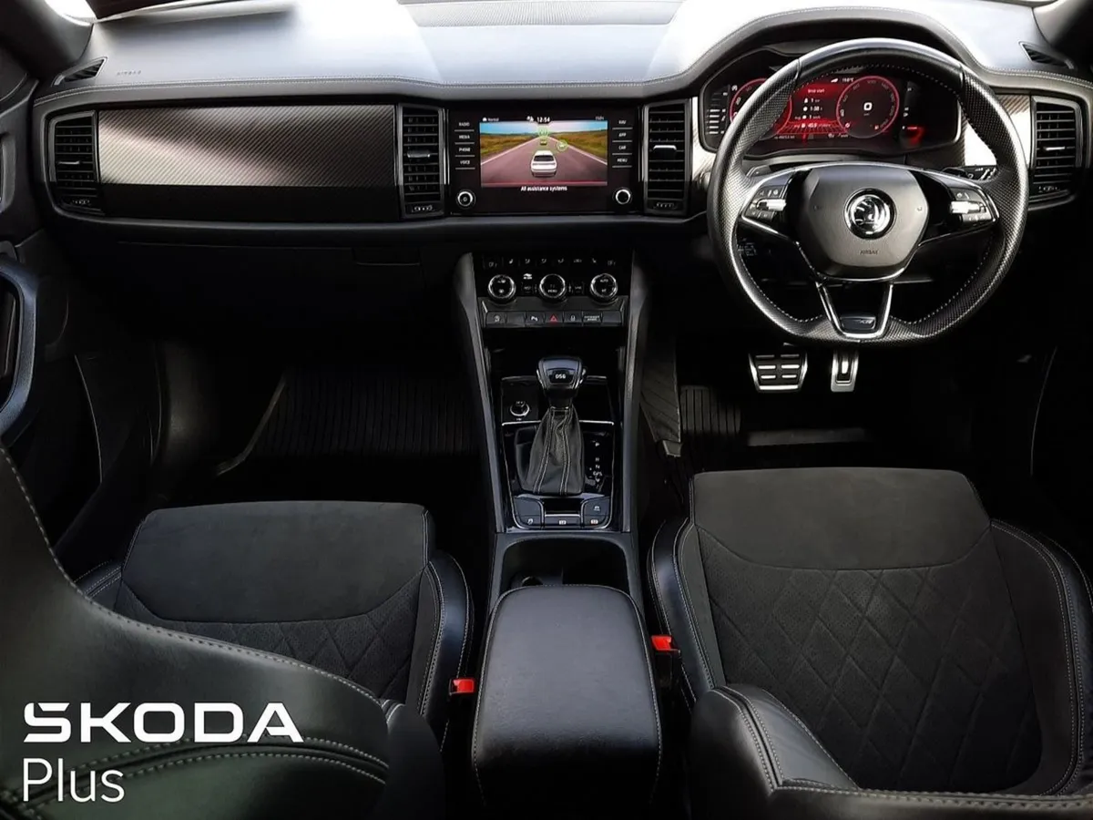 Skoda Kodiaq  exclusive Colour side Steps sportli - Image 2