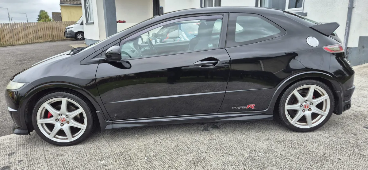 07 Honda Civic 2.0  TYPE R - Image 2