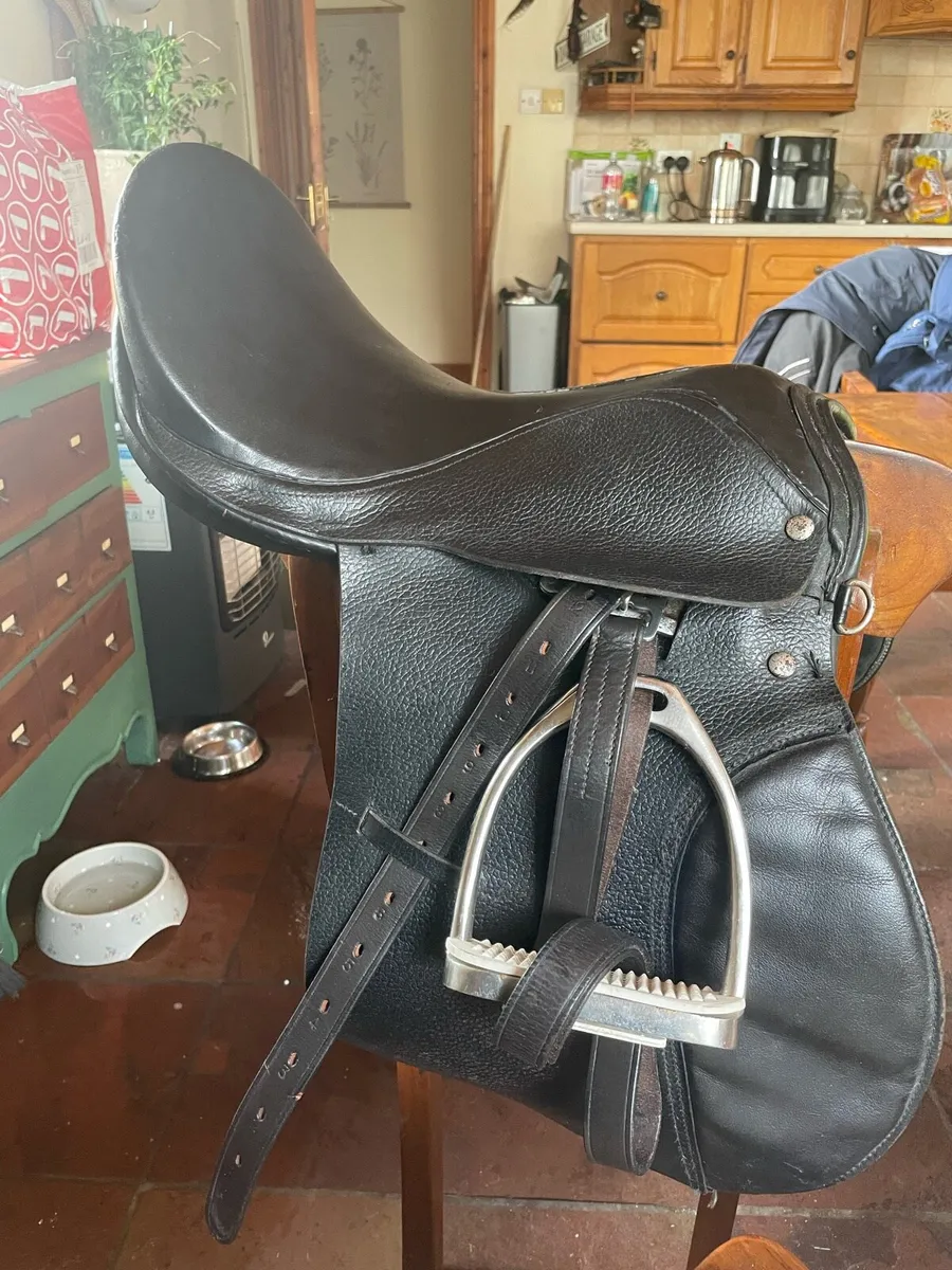 Saddle - Image 2