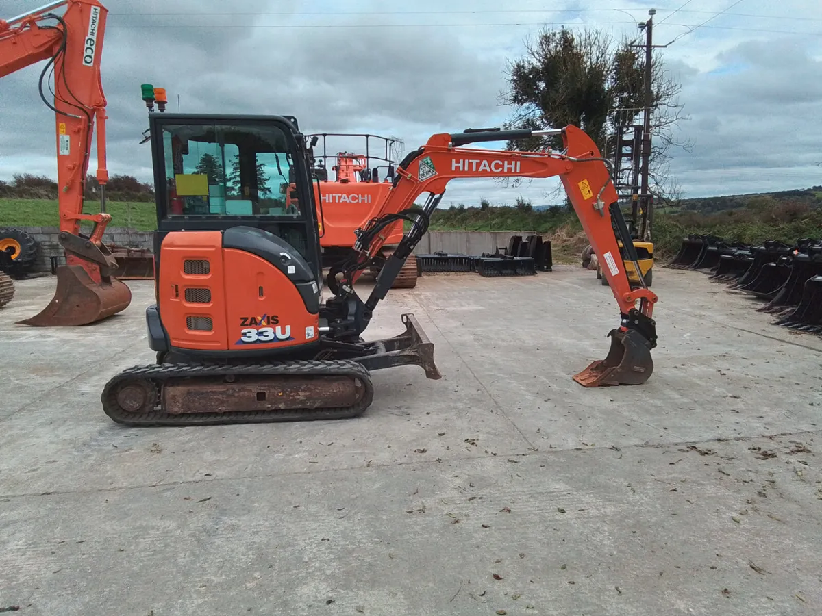 HITACHI ZX33U-6  (2022) - Image 1