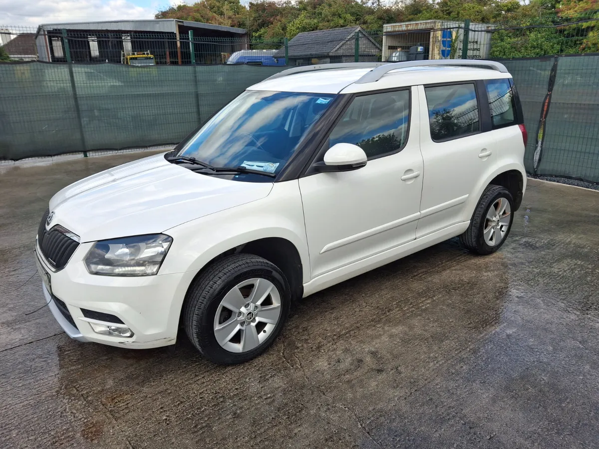 142 Skoda Yetti  Elagnce  TDi  Drive Home - Image 2