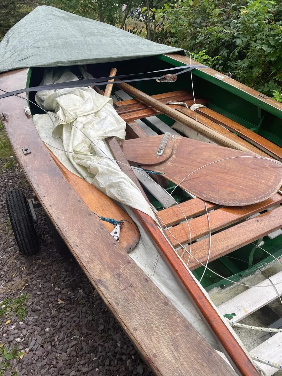 Vintage heron Sailing dinghy - Image 3